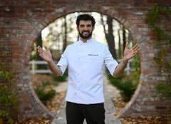Chef Richard Abou Zaki, în culmea fericirii. Cum arată bolidul de lux pe care și l-a cumpărat: „O mașină pe care am visat-o mereu”