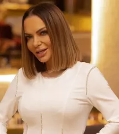 Andreea Antonescu a zburat în America pentru a-i fi alături Alinei Pușcău. Cum s-au afișat și ce i-au rugat pe fani