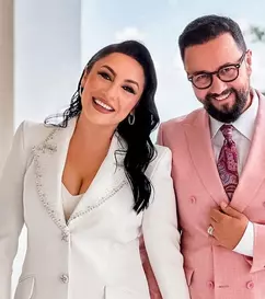 Cum arată casa în care locuiesc Andra și Cătălin Măruță. Vila din Băneasa are piscină și un studio de muzică pentru David și Eva