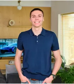Cum arată casa lui David Popovici. Vila modernă cu grădină generoasă și acces la piscină semiolimpică
