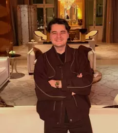 „Fugiți de acasă”, competiția care amintește de „Asia Express”, ajunge pe VOYO. Cine sunt concurenții din show-ul lui Selly și ce premiu pot câștiga