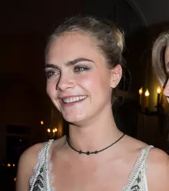 Zvonul de acum 10 ani a fost confirmat! Cara Delevingne recunoaște relația amoroasă cu Amber Heard: „Johnny Depp era înnebunit de gelozie”