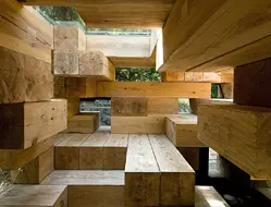 Final Wooden House, locuinta experimentala realizata din lemn