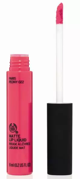 Ruj lichid mat, Matte Lip Liquid, The Body Shop, nuanța Paris Peony, 37 lei