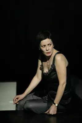 teodora-mares-377206l-poza