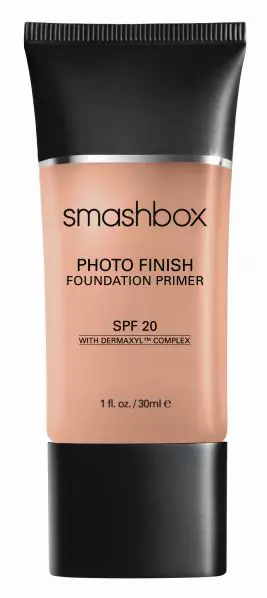 Primer, Smashbox, Photo Finish SPF 20, 145 lei, disponibil Douglas