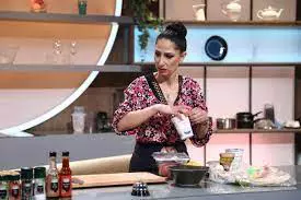 cine-este-madalina-cafadaru-6