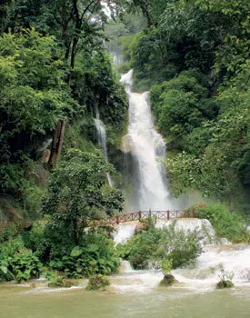 Cascada Kuang Si