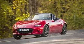Mazda MX-5 a primit titlul de World Car of the Year 2016