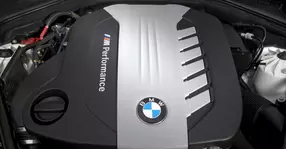 BMW mai adaugă o turbină pe motorul de 3,0 litri diesel!