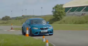 BMW M2 și Porsche Macan Turbo și-au dat întâlnire pe circuit