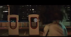 BMW atacă Tesla Model 3 în cele mai noi spoturi dedicate lui 330e