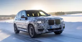 Primele imagini cu viitorul BMW X3, la testele de iarnă din nordul Suediei