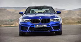 Noul BMW M5 - tracțiune integrală, 600 CP și 305 km/h viteză maximă