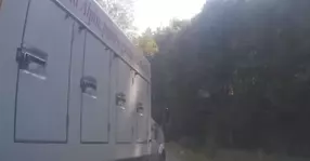 O dispută în traficul din România s-a terminat cu un accident! Cine este vinovat și ce au decis polițiștii? | VIDEO