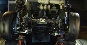 Testul de suspensii care te va convinge să cumperi doar piese de origine