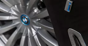 Creștere ușoară a vânzărilor BMW la nivel global