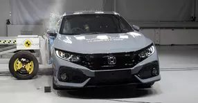 O nouă serie de teste EuroNCAP la care a revenit şi Honda Civic - Video
