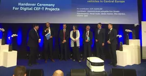 Consorţiul NEXT-E şi UE semnează un acord e finanţare pentru 252 de staţii de încărcare rapidă şi ultrarapidă