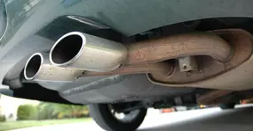 Dacă desființezi toba de eșapament, pierzi sau câștigi cai putere?