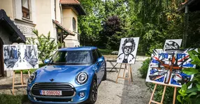 Noua gamă MINI debutează în România cu un proiect de artă în showroomurile mărcii