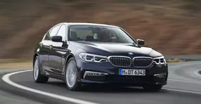 BMW Seria 5 ar putea primi motorul lui 850i