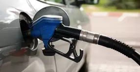 Prețul carburanților s-ar putea plafona în 2019