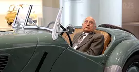 La mulți ani, Marin Dumitrescu! Legendarul pilot a împlinit 100 de ani