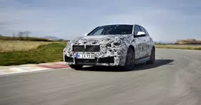 Primul BMW Seria 1 cu tracțiune față se pregătește de debut