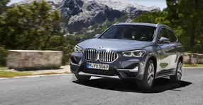 BMW X1 facelift - actualizare minoră a designului şi un nou plug-in hybrid