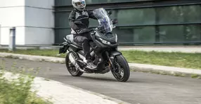 Honda X-ADV: Un SUV printre scutere