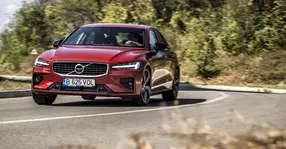 Volvo S60 T5: Suedia de peste Ocean