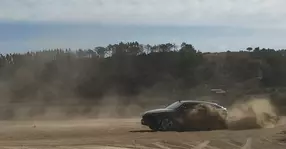 VIDEO: Drift pe nisip cu Lamborghini Urus