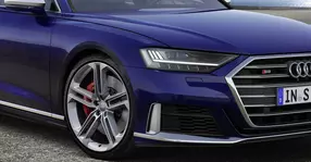 Noul Audi S8 are 571 CP și accelerează mai repede decât spun cifrele oficiale (VIDEO)