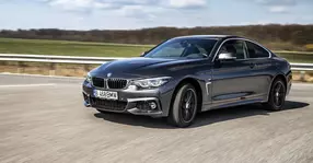 BMW 440i: Lup în haine de oaie