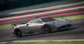 Huayra Imola este mai scump decât Chiron, dar Pagani deja a epuizat stocul (VIDEO)