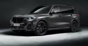 BMW X7 Dark Shadow Edition, limitat la 500 de unități, este disponibil și în România