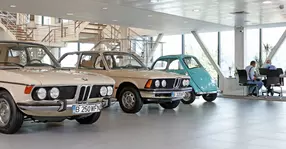 Trei modele BMW cu statut de legendă, expuse la Automobile Bavaria Băneasa