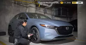 Pentru pasionați: Mazda 3 aleargă la autocross în stil Gran Turismo