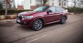 BMW X4 M40i: Atunci când Sport chiar face parte din SUV