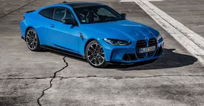 Așa se conduce un BMW M4 Competition pe Nürburgring