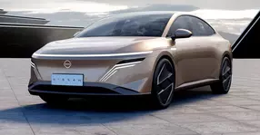 Coupe-ul cu patru portiere Nissan Epoch Concept are propulsie exclusiv electrică și prefigurează un model destinat chinezilor.