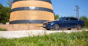 Povestea vinului: În vizită la Balar Wine Estate cu noul BMW Seria 5