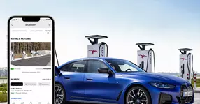 Noi funcții, optimizări și teme info în aplicațiile My BMW și MINI, pentru ca mașina să-ți fie mereu aproape.