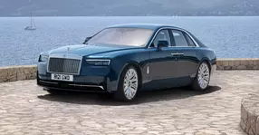 Cum se schimbă obiceiurile englezești? RR Ghost Series II ne arată că greu (dar nu domol) și în manieră studiat-progresivă…