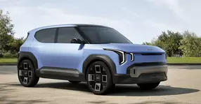 Gabarit de clasă mică, dar interior stilat și practic pentru Kia Concept EV2. Versiunea de serie va apărea anul viitor.