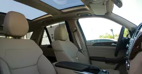 (P) 7 opțiuni care îți pot face condusul mai confortabil