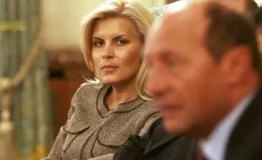 elena-udrea-traian-basescu-7