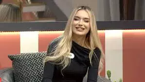 Naomi casa iubirii3