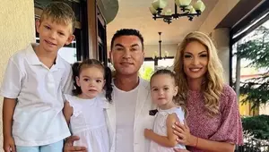 Cum își cresc Valentina Pelinel și Cristi Borcea copiii. Nu au parte de lux și opulență: „Îi duc și cu mijloace de transport în comun”